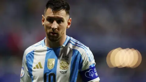 Truyền thông Ả Rập: Messi sẽ công khai vào thời điểm thích hợp rằng anh sẽ thi đấu tại World Cup ở Mỹ, Canada và Mexico