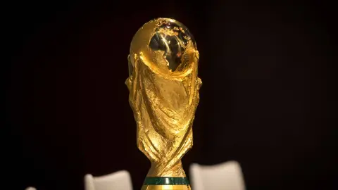Quan chức bóng đá Iran rời Canada trước thềm Đại hội FIFA