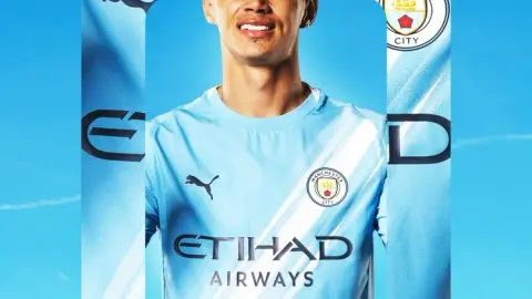 1 bàn thắng, 1 kiến tạo + 5 chiến thắng liên tiếp! Đội hình chính thức của Manchester City: Cầu thủ xuất sắc nhất tháng 4 do O'Reilly bầu chọn