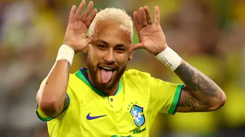 Anderson: Neymar đã gánh tuyển Brazil suốt 10 năm và đẳng cấp ngang Ronaldinho
