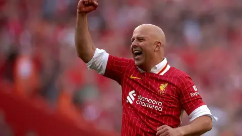 Liverpool cân nhắc bổ sung trợ lý cũ của Slot vào ban huấn luyện