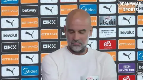 Đừng xem Champions League mà hãy xem English League One! Guardiola đùa: Bayern Munich đấu Paris quá rác rưởi, HLV và cầu thủ chơi không tốt