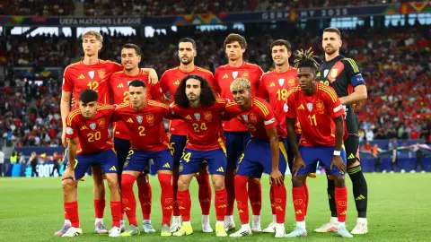 Tây Ban Nha chốt 2 trận giao hữu với Iraq và Peru trước World Cup