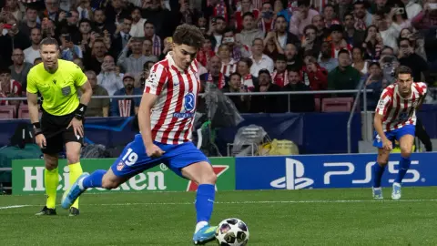 Cầu thủ Alvarez Tron Atletico ghi bàn trong một mùa giải tại Champions League và bàn thắng đầu tiên của Pháo thủ trong sự nghiệp