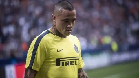 Nainggolan: Inter Milan vẫn là đội có nền tảng tốt nhất để giành chức vô địch. Barrera là người giống tôi nhất hồi đó.