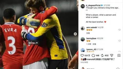 Ashley Young tuyên bố giải nghệ, De Gea gửi lời chúc hài hước