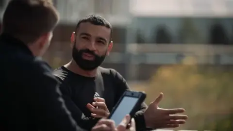 Salah: Klopp phần nào may mắn vì cả đội Liverpool đều tự giác làm việc