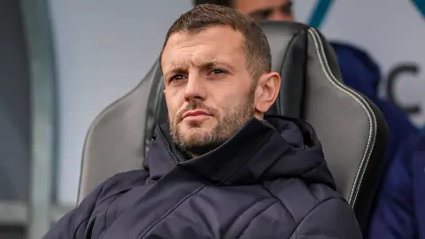 Wilshere: Odegaard nên đá chính trước Fulham, Arsenal cần chơi tấn công trở lại