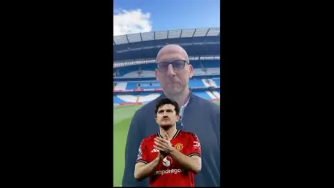Stam chọn đội hình derby toàn cầu thủ MU, kể cả Maguire thay Van Dijk