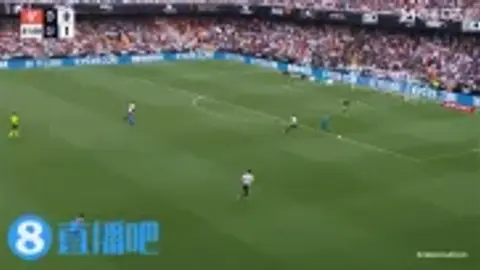 Miguel Llorente sinh năm 2008 ghi bàn, Atletico dẫn Valencia 2-0