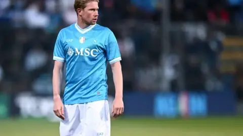 Hernanes hoài nghi De Bruyne có hợp với chiến thuật của Conte