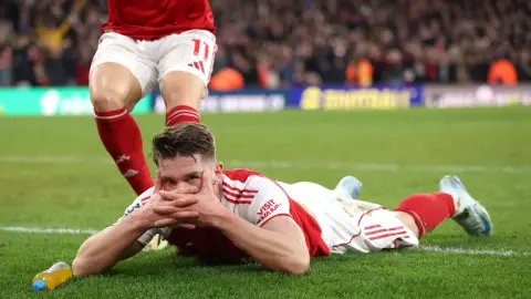 Trở nên tốt hơn! Jocles đã trực tiếp tham gia vào 3 bàn thắng trong một trận đấu ở Premier League lần đầu tiên trong sự nghiệp ở Arsenal