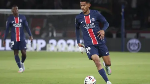 Mayulu: PSG phải khép lại trận hòa để dồn sức cho Bayern