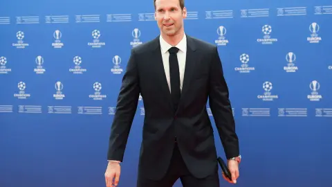 Cech: Một thủ môn hiện đại phải có khả năng thích ứng với hệ thống của đội và bảo vệ khung thành ở những thời điểm quan trọng