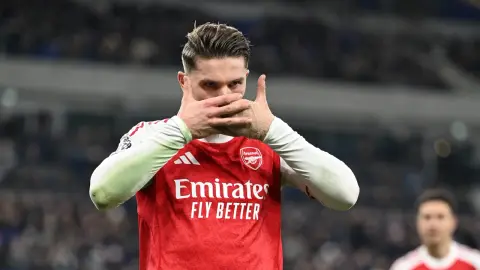 Gyokeres cán mốc 20 bàn ngay mùa đầu tiên khoác áo Arsenal