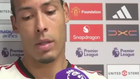 Van Dijk: Mùa giải này của Liverpool quá thất vọng