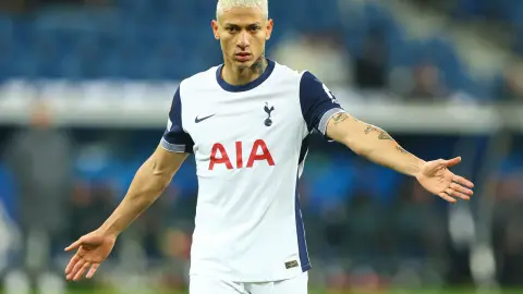 Richarlison có mùa thứ 5 ghi từ 10 bàn ở Premier League, cân bằng kỷ lục của Firmino