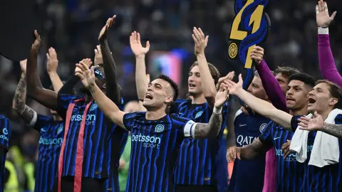 Truyền thông Italia bình luận về 5 nhân vật chủ chốt trong chức vô địch của Inter Milan Milan Milan: Di Marco là nhân tố quan trọng nhất, Pio là người gây bất ngờ