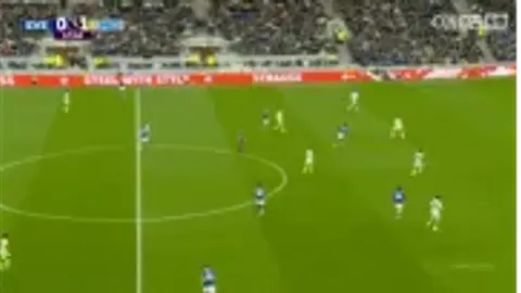 Guey mac sai lam nghiem trong, Barry trung phat dua Everton go hoa