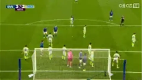 Tranh cãi ở phút 85: Bernardo Silva thoát phạt sau pha ôm ngã trong vòng cấm