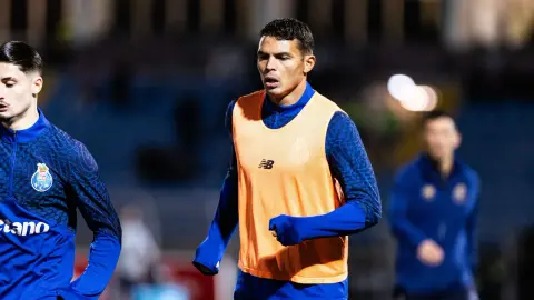 Thiago Silva có thể chơi thêm một mùa nếu được Brazil gọi dự World Cup 2026