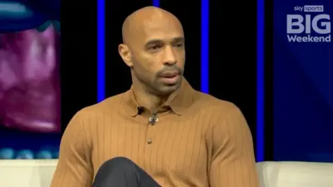 Henry: Chelsea cần xác định nhóm nòng cốt để xây dựng và cho huấn luyện viên thời gian