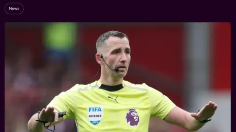 Trọng tài vòng 36 Ngoại hạng Anh: Pawson bắt chính trận Liverpool vs Chelsea và Kavanagh bắt chính Pháo thủ West Ham