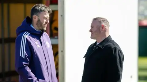 Rooney: Chỉ cần Carrick dẫn dắt tốt, anh ấy có thể huấn luyện bao lâu tùy thích. Manchester United sẽ có một nền hòa bình đã mất từ ​​lâu