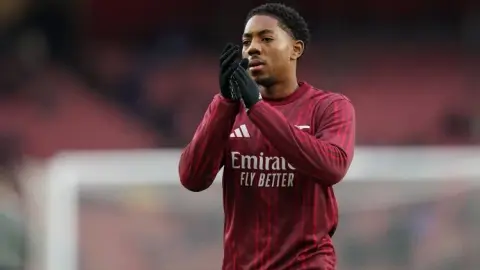 Skelly đã đá chính 3 trận bán kết Champions League và chỉ đứng sau Casey và Kanu trong lịch sử U20