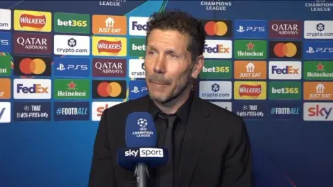 Simeone: Xin chúc mừng Arsenal, họ đã làm việc chăm chỉ trong thời gian dài để đạt được đẳng cấp này và tôi mừng cho họ
