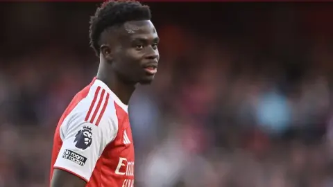 9 bàn thắng và 5 đường kiến ​​tạo! Saka đã chơi tổng cộng 14 trận Champions League trên sân Emirates và tham gia trực tiếp vào 14 bàn thắng