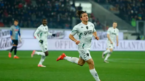 Di Marzio: Genoa sẽ mua đứt Colombo với giá 7 triệu euro sau khi xuống hạng, De Rossi cũng sẽ gia hạn hợp đồng