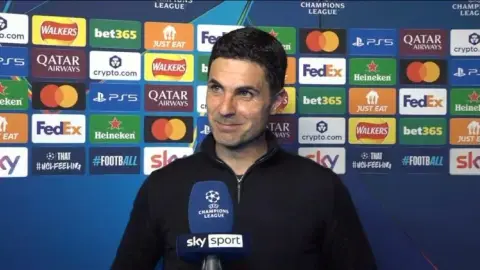 Arteta: Tôi thay đổi đội hình xuất phát hàng chục lần trên iPad và cuối cùng chọn làm theo bản năng