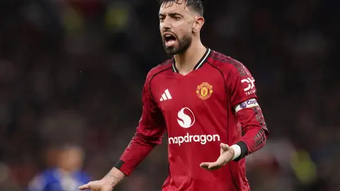Scholes: Thành tích nổi bật của Man United một phần liên quan đến B Fee. Vị trí tốt nhất của anh là số 10