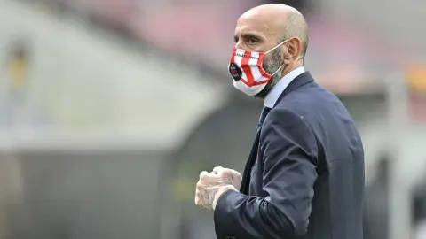 Hàng ngày: Cuộc đàm phán giữa CLB Espanyol và Monchi đang tiến triển thuận lợi, hai bên đều có thái độ tích cực và lạc quan