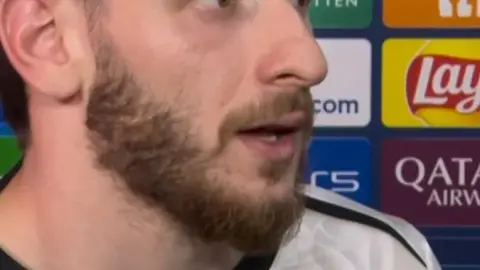 K77: Chúng tôi đã chơi rất tốt trước Bayern và việc thăng hạng là nhờ các đồng đội đã phòng ngự chắc chắn.