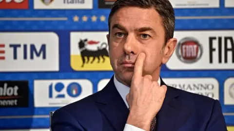 Costacurta: Paris là đội mạnh nhất châu Âu, dù thua Arsenal thì họ vẫn là đội mạnh nhất châu Âu
