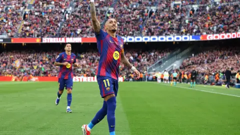 Raphinha nhiều khả năng được đá khoảng 30 phút ở El Clasico