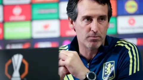 Emery: Vào bán kết là thành tích lớn, dù không vô địch chắc chắn không phải thất bại