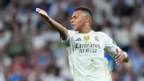 Phóng viên Kobe: Mbappé đã vượt qua bài kiểm tra thể lực và sẽ được triệu tập vào đội hình derby quốc gia