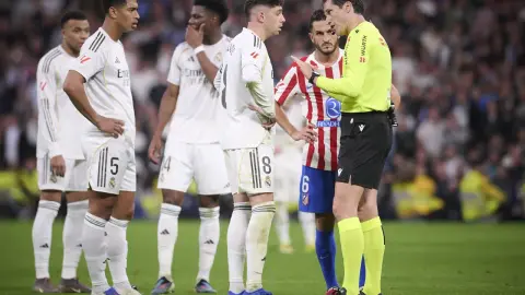 Phong vien Tomas Guasch chi trich manh tinh trang hien tai cua Real Madrid