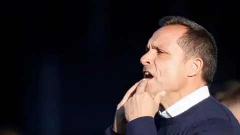 Barjuan: Real Madrid không phải đội bóng thực sự và Barcelona không bất mãn dù ai vào hay ra sân
