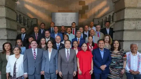 Hãy nhường chỗ cho World Cup! Bộ Giáo dục Mexico đã đưa ra thông báo xác nhận kỳ nghỉ hè sẽ được kéo dài thêm một tháng.