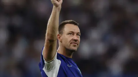 Terry: Trận Bayern gặp Paris hơi giống bi kịch ở Stamford Bridge và màn ăn mừng của Arsenal quá lố
