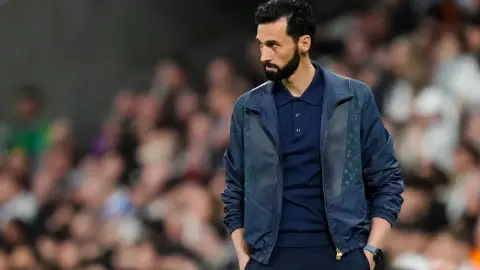 Phòng thay đồ nổ tung! Hàng ngày: Giám đốc điều hành Real Madrid đổ lỗi cho Arbeloa vì không hòa giải xung đột giữa các cầu thủ