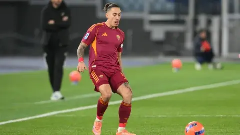 TA: Tsimikas hy vọng trở lại Liverpool và sẽ cạnh tranh suất đá chính với Kyle Kez
