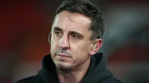 Manchester United đấu với Sunderland! Neville dự đoán 1-1, Keane và Wright dự đoán 2-1