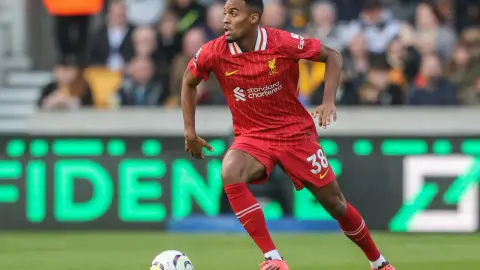 Liverpool đã ghi được những cú sút xa của 17 trên mọi đấu trường mùa này. Đội bóng ở Premier League chỉ đứng sau Manchester City và Villa