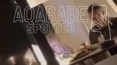 Mbappe tiếp tục gây chú ý khi bị bắt gặp đi ăn tối cùng bạn gái