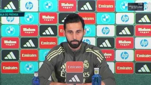 Thực sự có một nốt ruồi! Arbeloa: Rò rỉ trong phòng thay đồ tương đương phản bội Real Madrid, kẻ rò rỉ vẫn chưa tìm ra